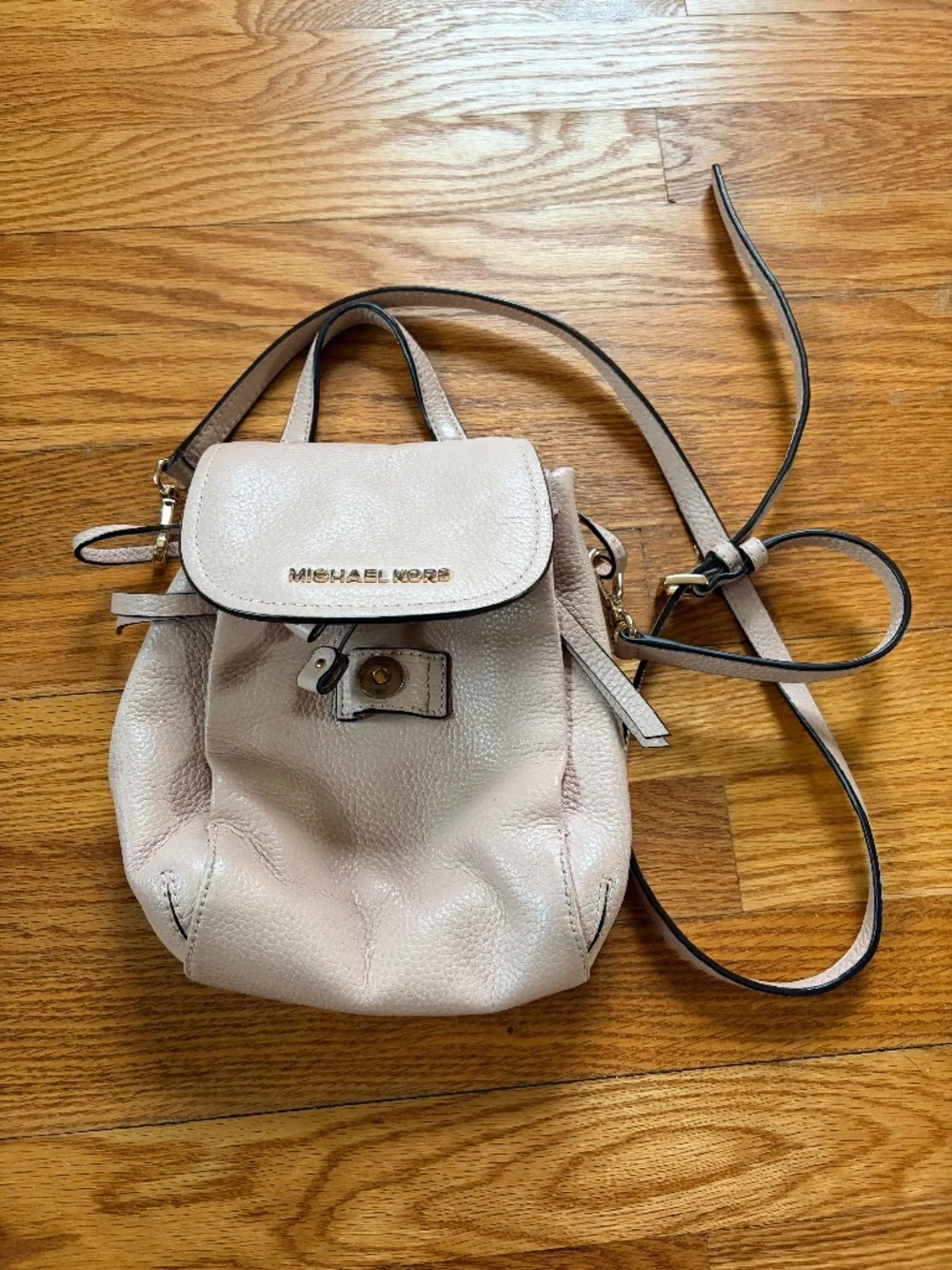 MICHAEL KORS Riley Bag